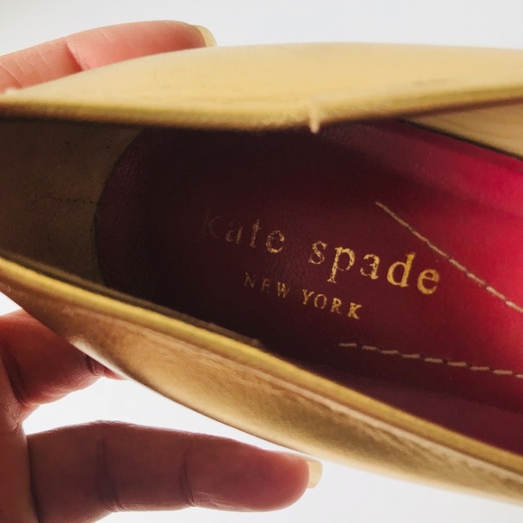 Kate spade Gold Leather Shoes Size 7B - Picture 8 of 8
